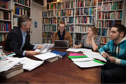 Find Top-Rated Cambridge Tutors NZ Students Trust for Exam Success